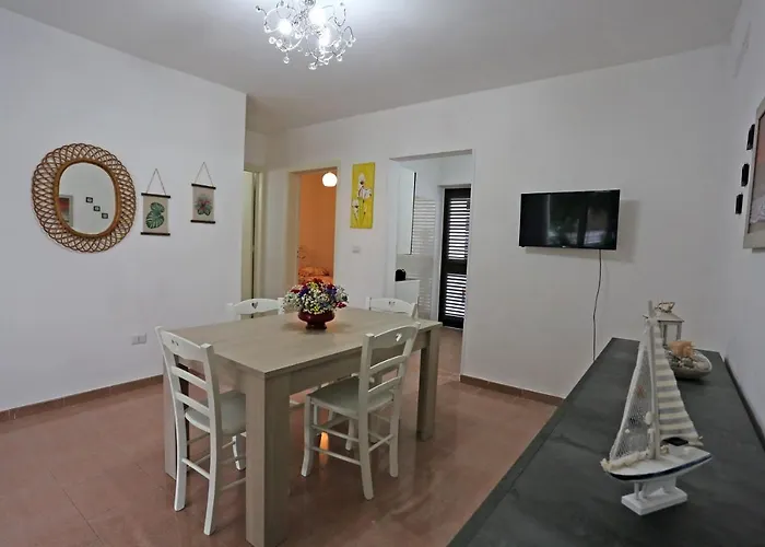 Daire Caletta House *